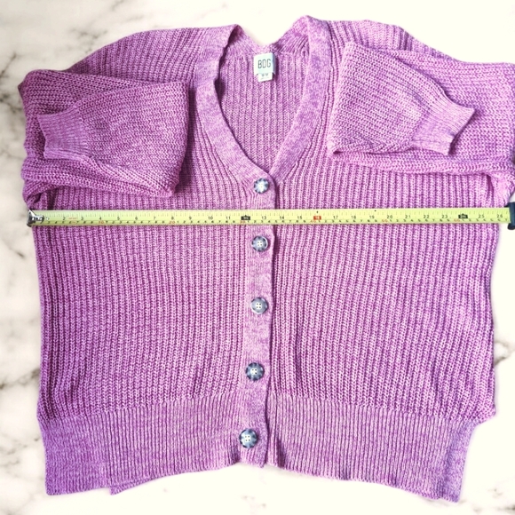 BDG Oversized Drop Shoulder Button Down V-Neck Cotton Blend Cardigan - Picture 5 of 9